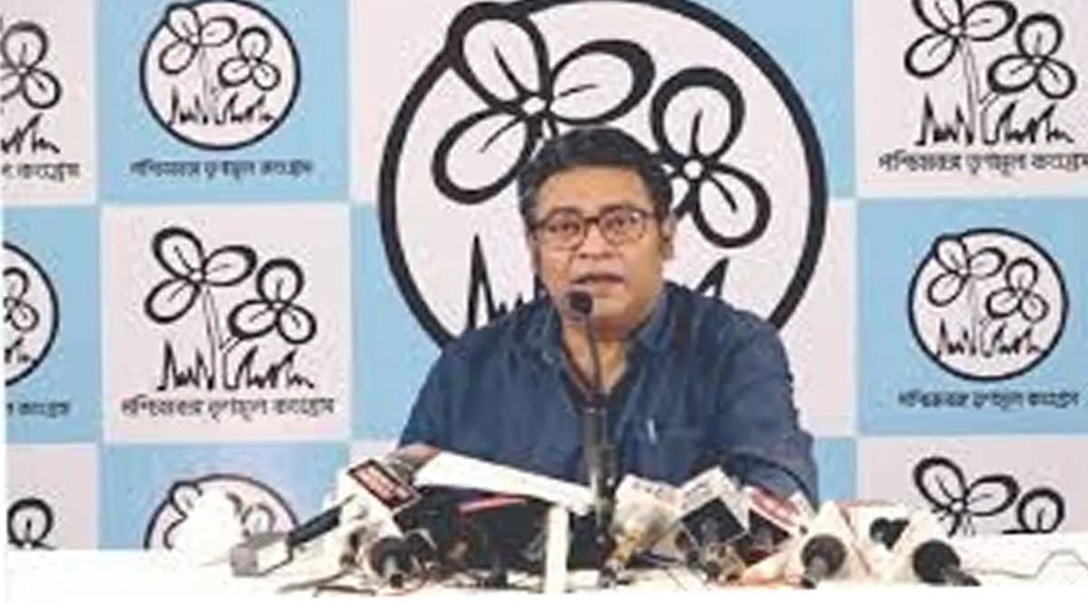 ইউনেস্কোর স্বীকৃতির নামে দুর্গাপুজোর ‘টিকিট বিক্রি’