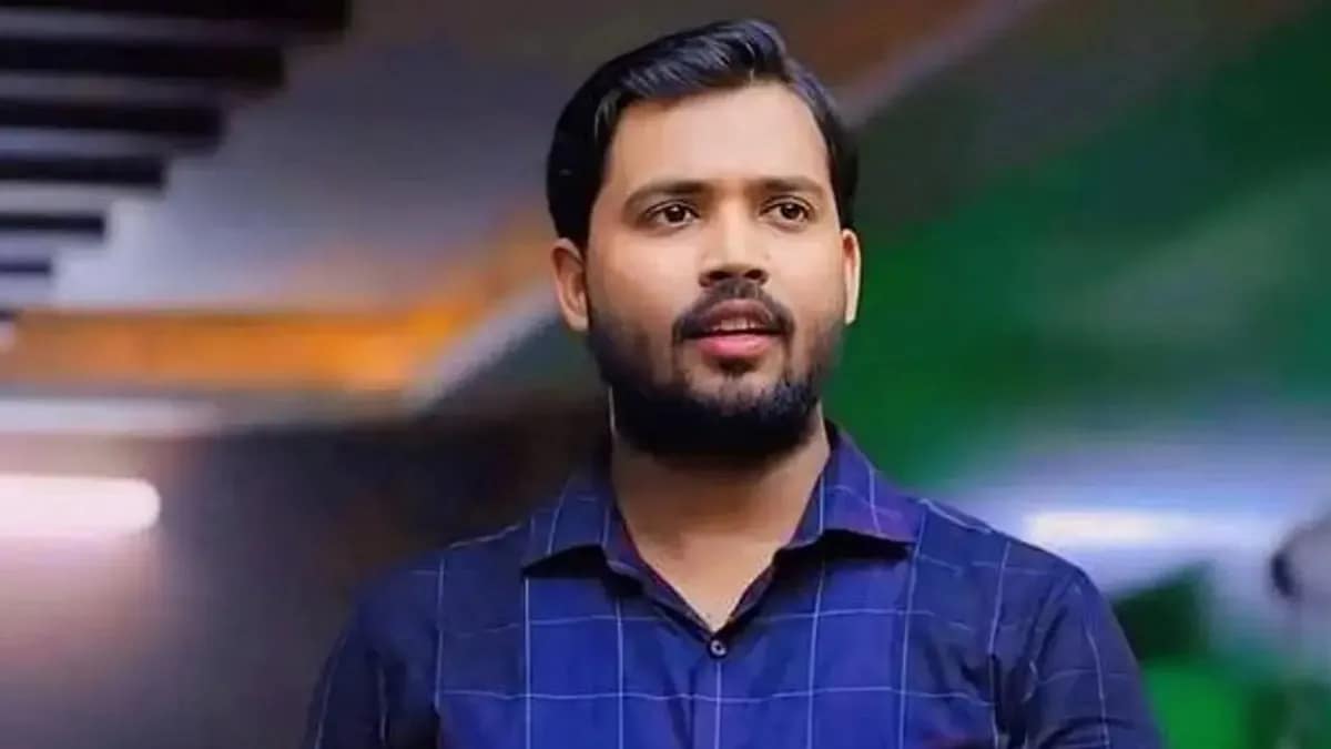 কোচিংয়ে গুলি কাণ্ডে খান স্যারের সাময়িক স্বস্তি