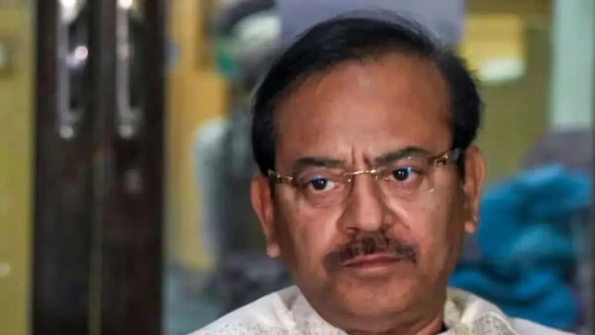 বিপদের আঁচ পেতেই কৌশল বদল অরূপ বিশ্বাসের!