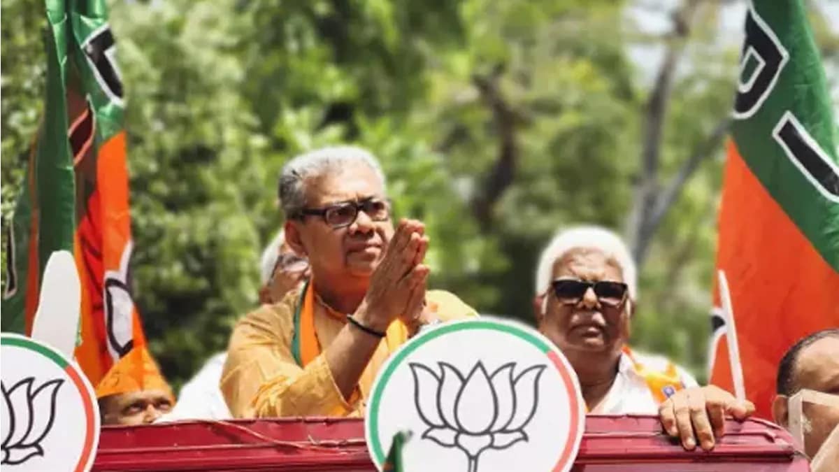 স্বাস্থ্য দফতরের ব্যাটন চিকিৎসকেরই হাতে!