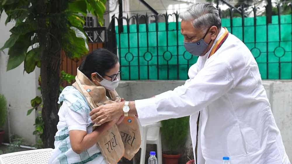 মমতা সাক্ষাতে বিনীত নারায়ণ