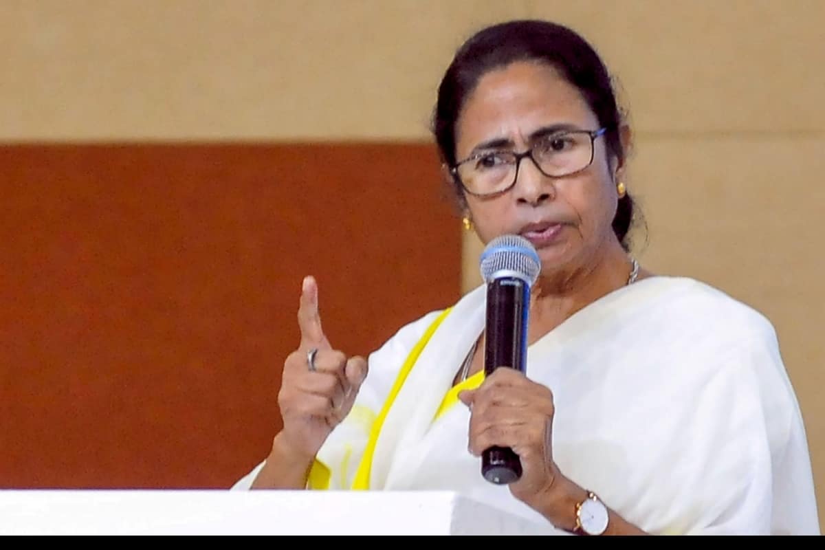মমতার ‘দিদিকে বলো’- র প্রশংসায় অর্থনীতিবীদ অমর্ত্য সেন