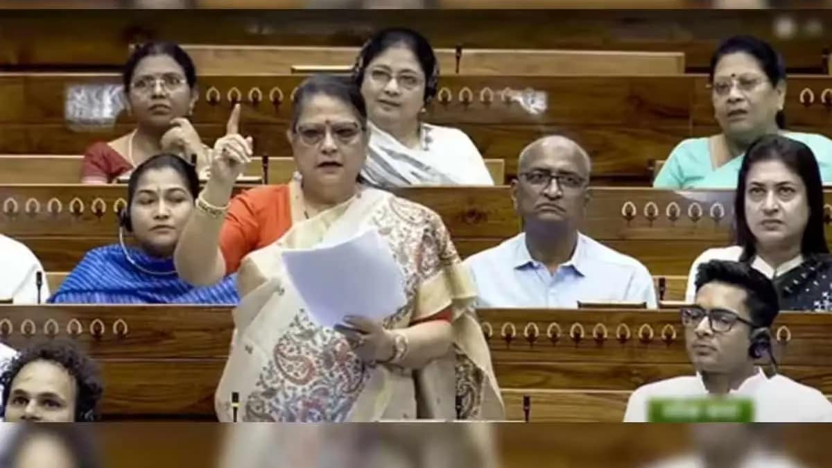 তৃণমূলের সাংসদদের বিদ্রোহ, কাকলির দলে যোগ দিলেন ১০ জন