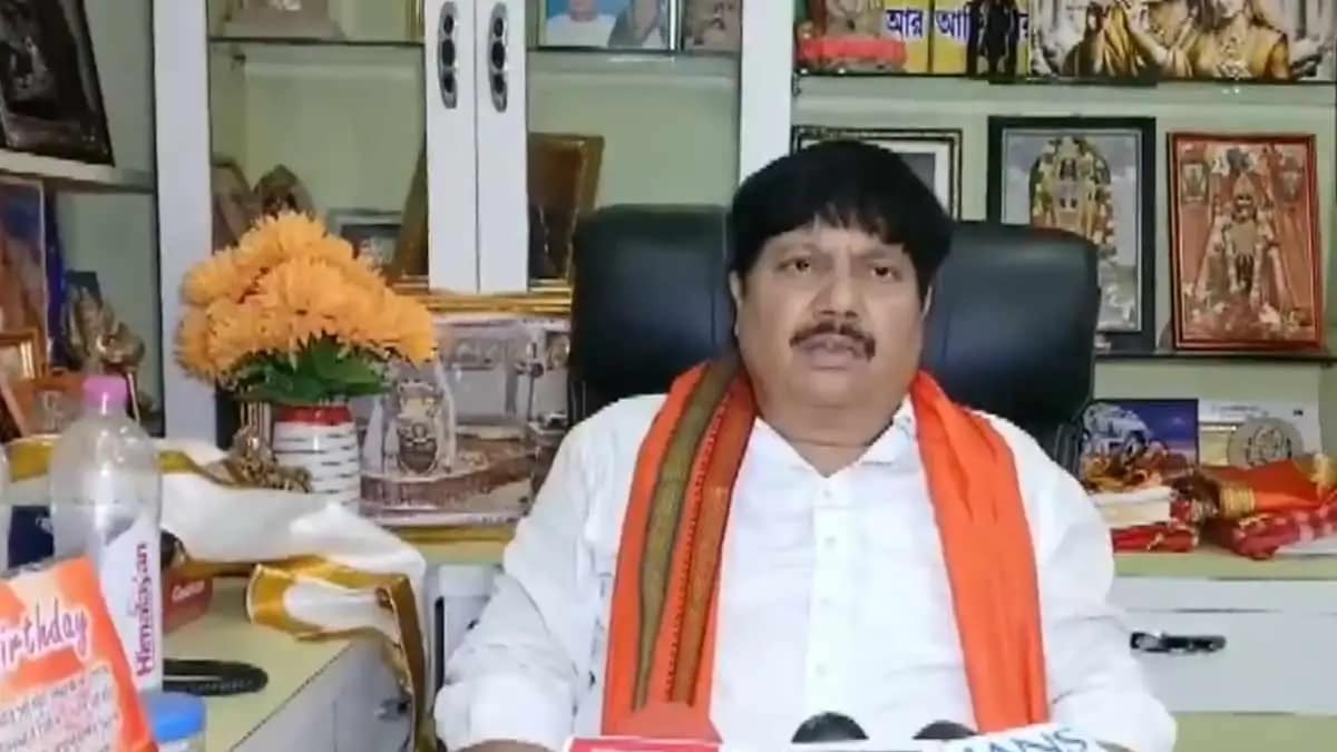 ব্যারাকপুরে রেলের জমি-নতুন বন্দে ভারত নিয়ে অশ্বীনির সঙ্গে বৈঠক অর্জুনের