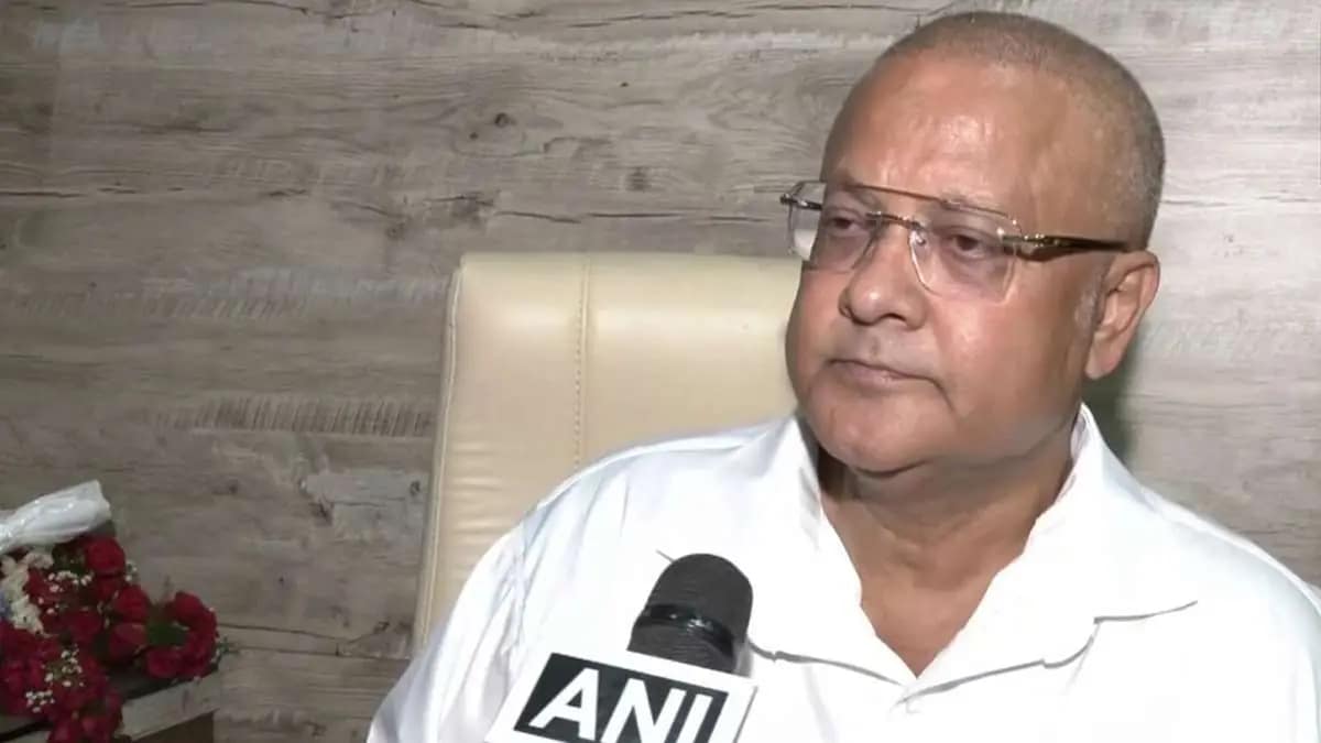 তৃণমূল সংখ্যালঘু সেলের সম্পাদক আজমল সিদ্দিকীর পদত্যাগ