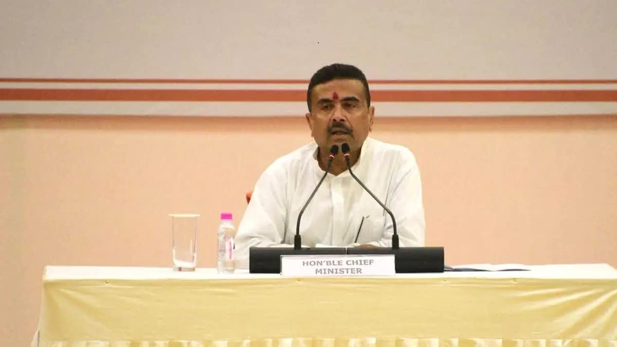 শুভেন্দুর নেতৃত্বে দিল্লিতে তৃণমূল সাংসদদের গোপন সভা, ইন্ডিয়া জোটের সূচনায় ঝাঁকুনি
